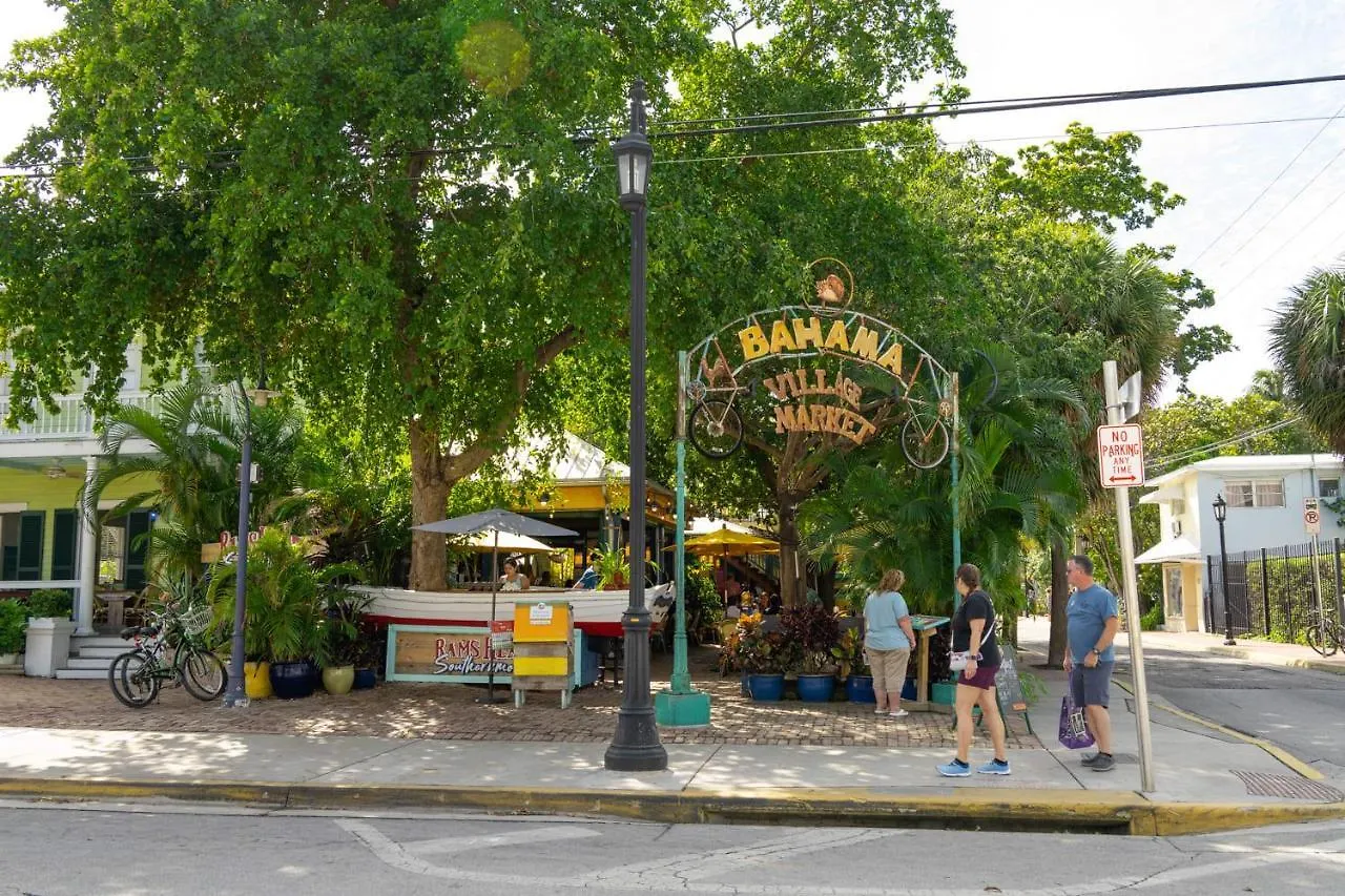 Martinique Suite 108 Key West